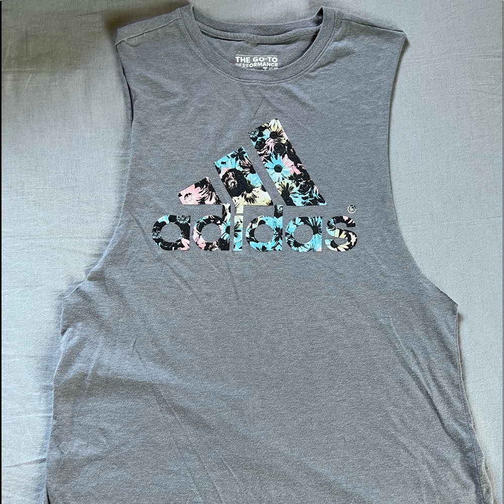 Athletic cut off